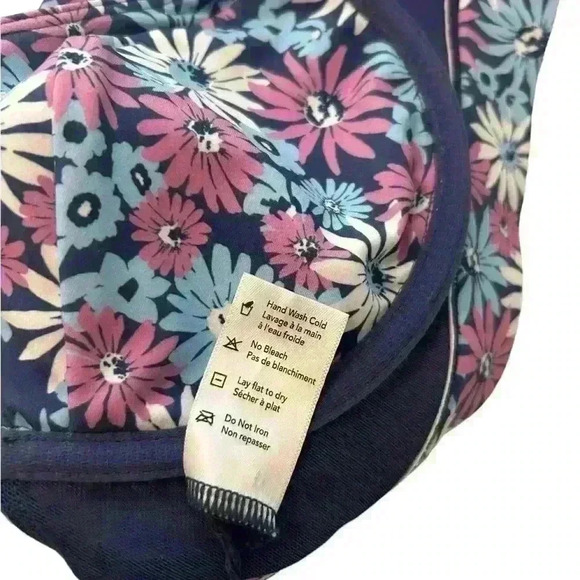 L*SPACE active Set! High Rise Leggings and underwire Bra Oopsie Daisy - Picture 8 of 14